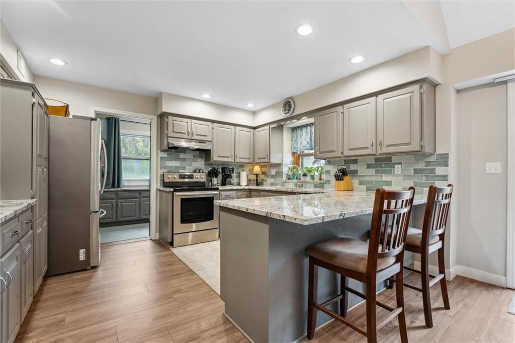1161 SW Kimstin Court — photo 8