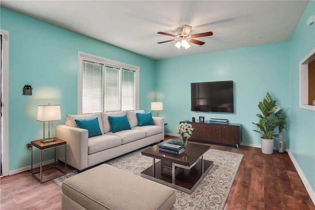 2514 Bittersweet Lane — photo 3