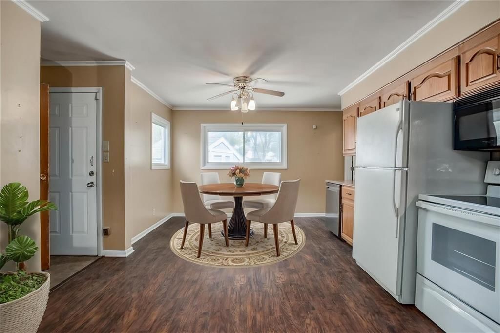 2514 Bittersweet Lane — photo 8
