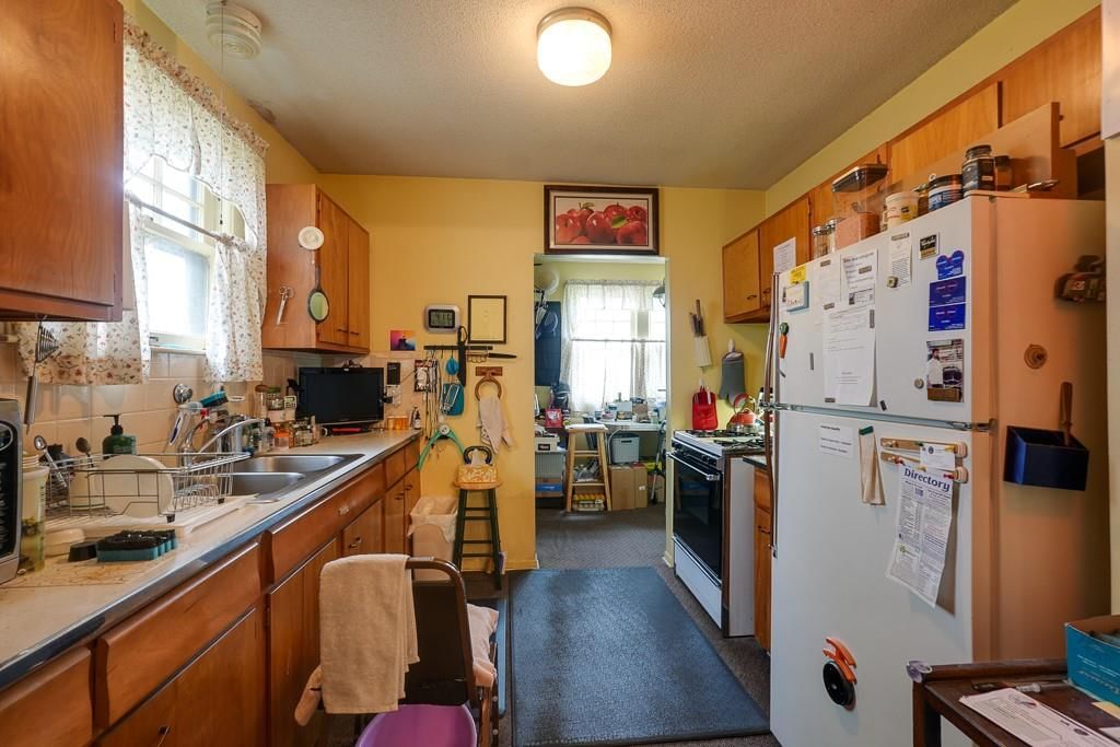 1417 S Home Avenue — photo 10