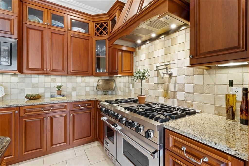 4930 Central Street — photo 14