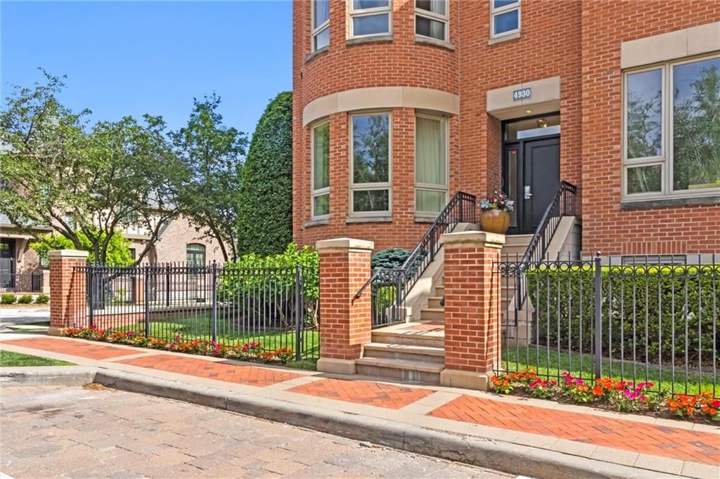 4930 Central Street — photo 4