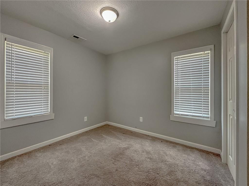 808 Ley Street — photo 12