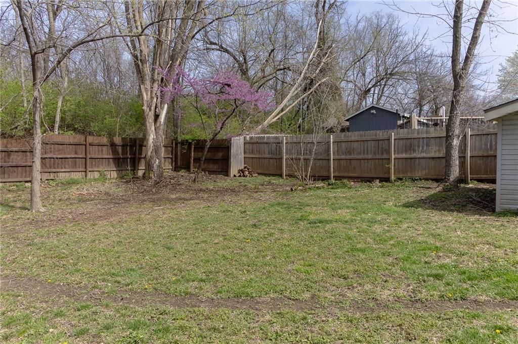 808 Ley Street — photo 17