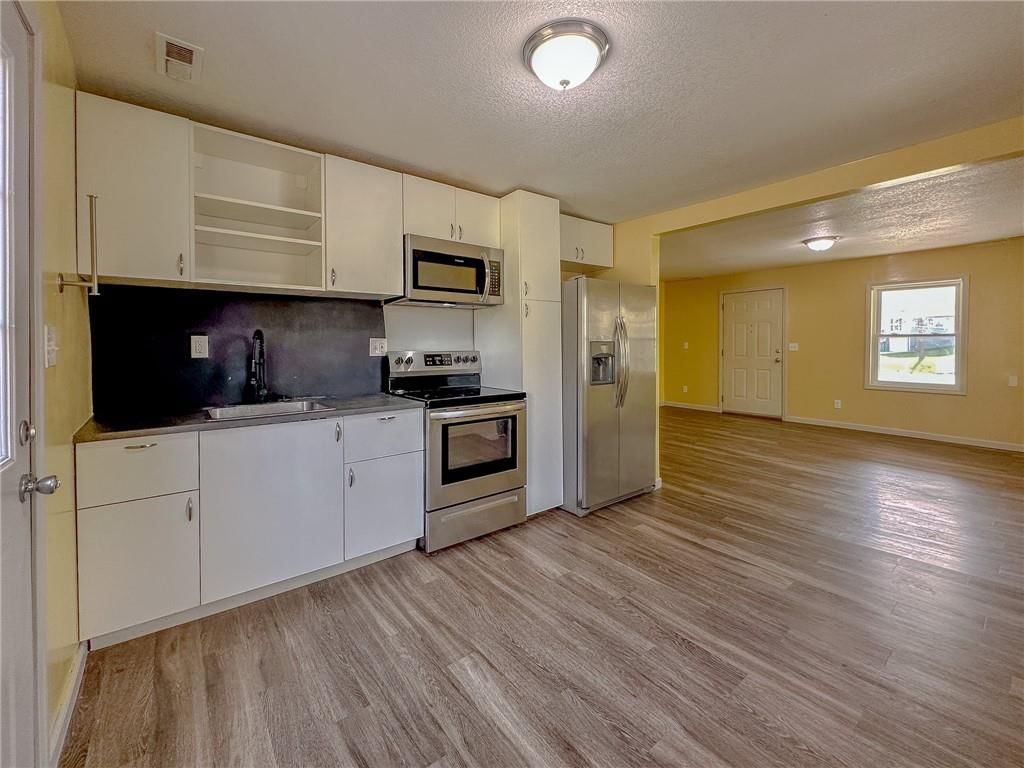 808 Ley Street — photo 8