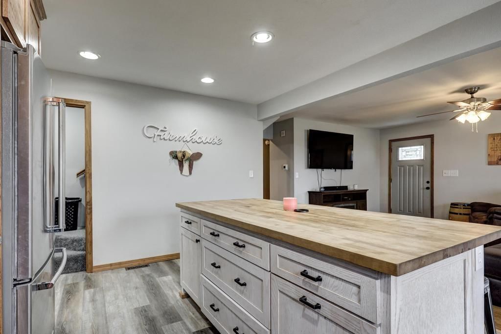 12296 S 1596 Pass — photo 13