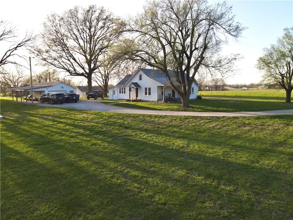 12296 S 1596 Pass — photo 76