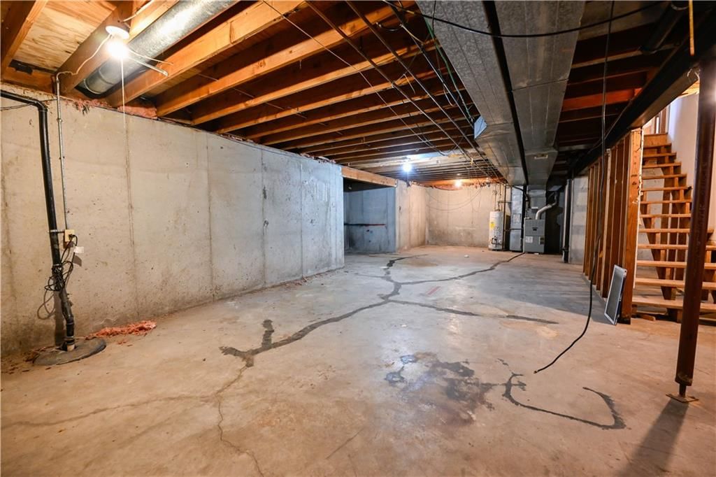 11730 Garnett Street — photo 32