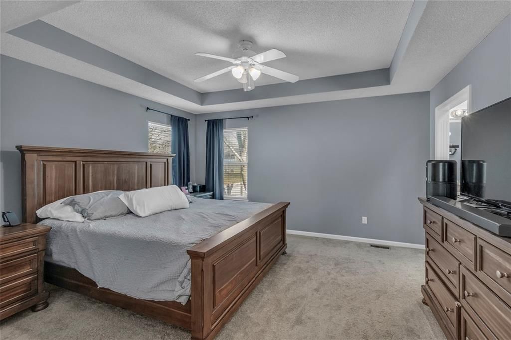 213 NE Chateau Drive — photo 13