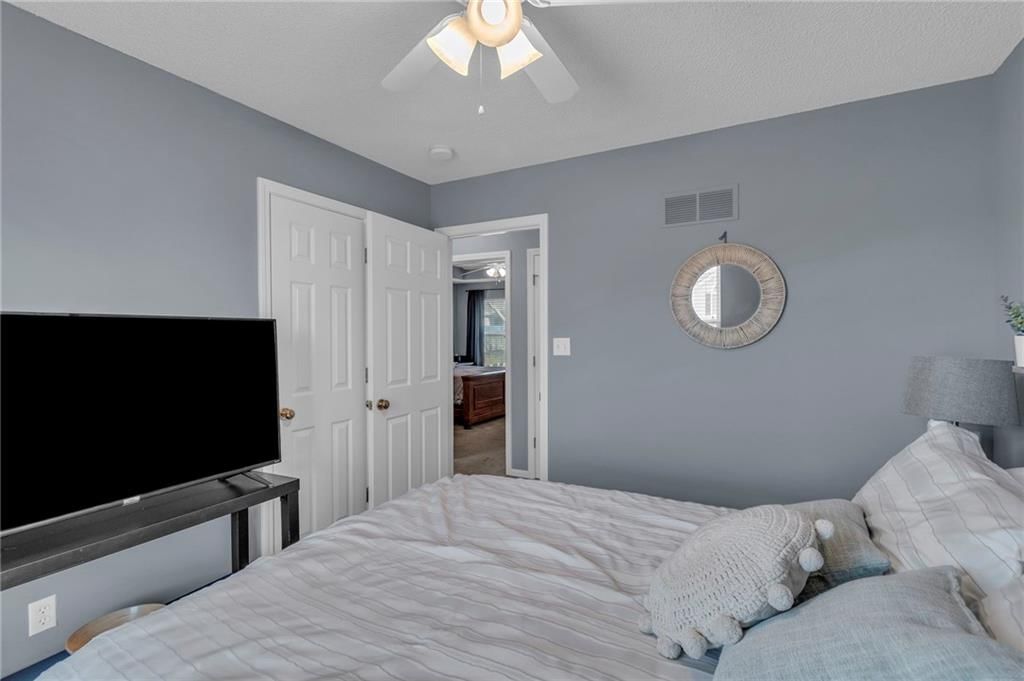 213 NE Chateau Drive — photo 19