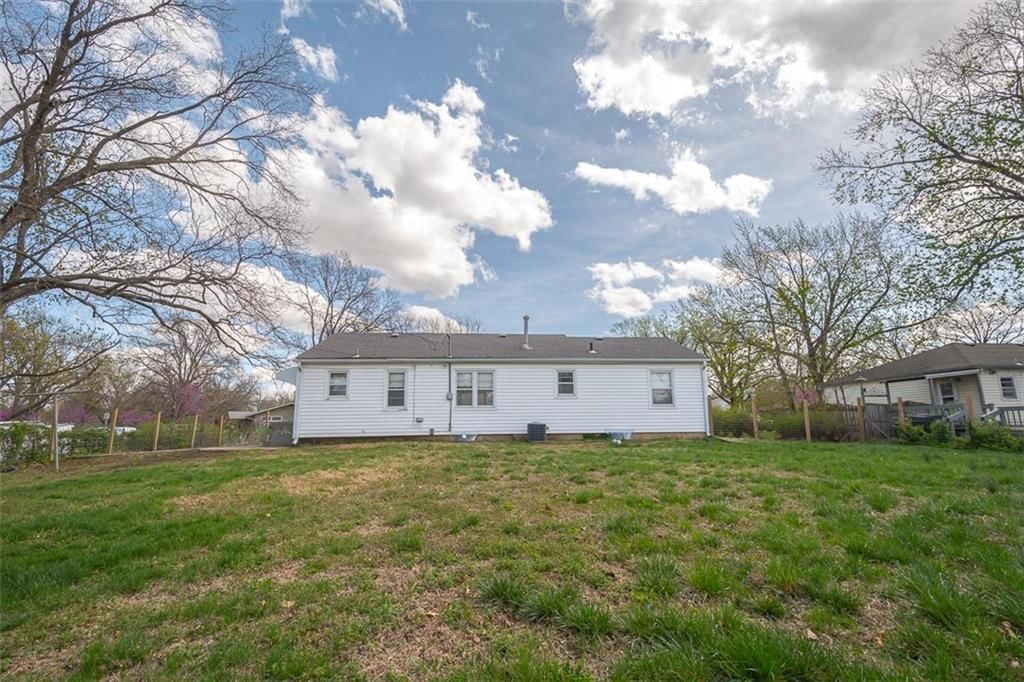 2405 Ohio Street — photo 29