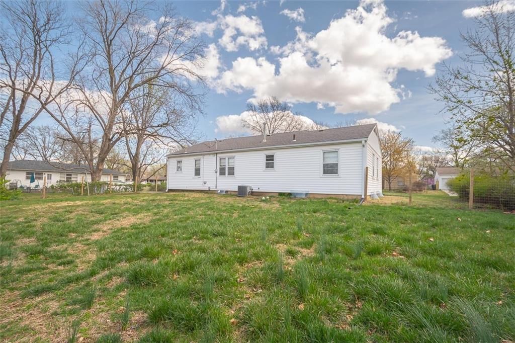 2405 Ohio Street — photo 30