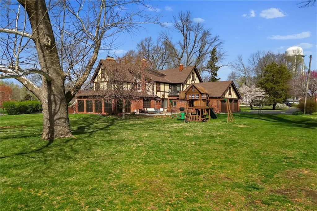 8 Orchard Place — photo 17