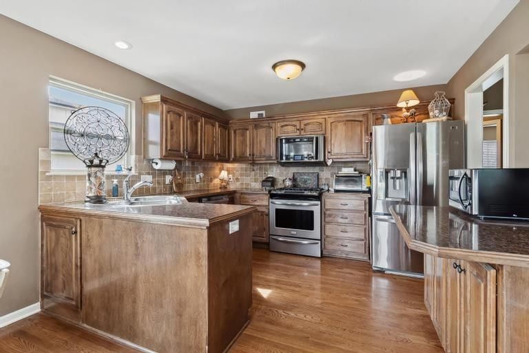 8051 NE 102nd Street — photo 11