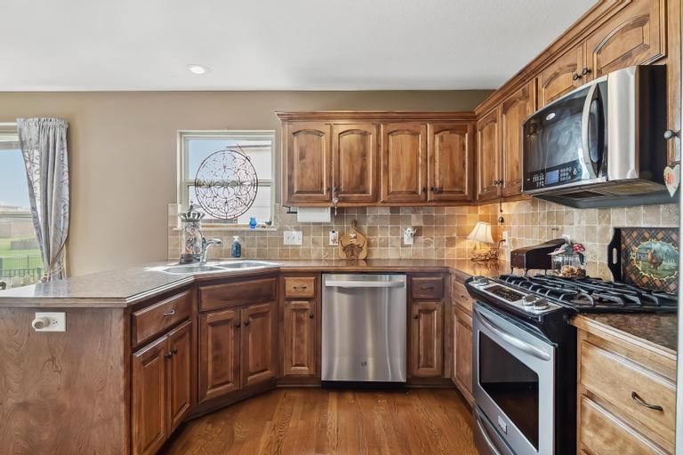 8051 NE 102nd Street — photo 6