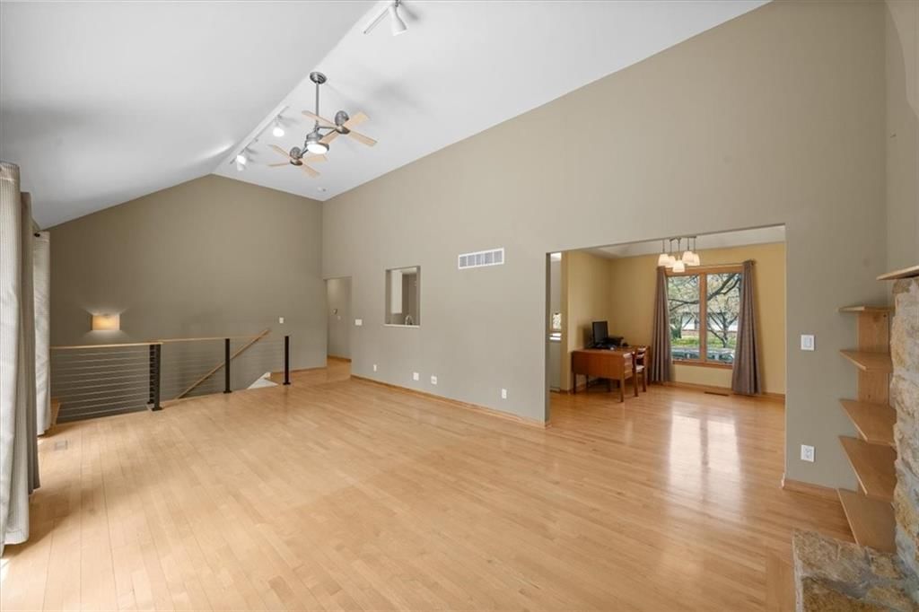 9614 W 83rd Terrace — photo 5