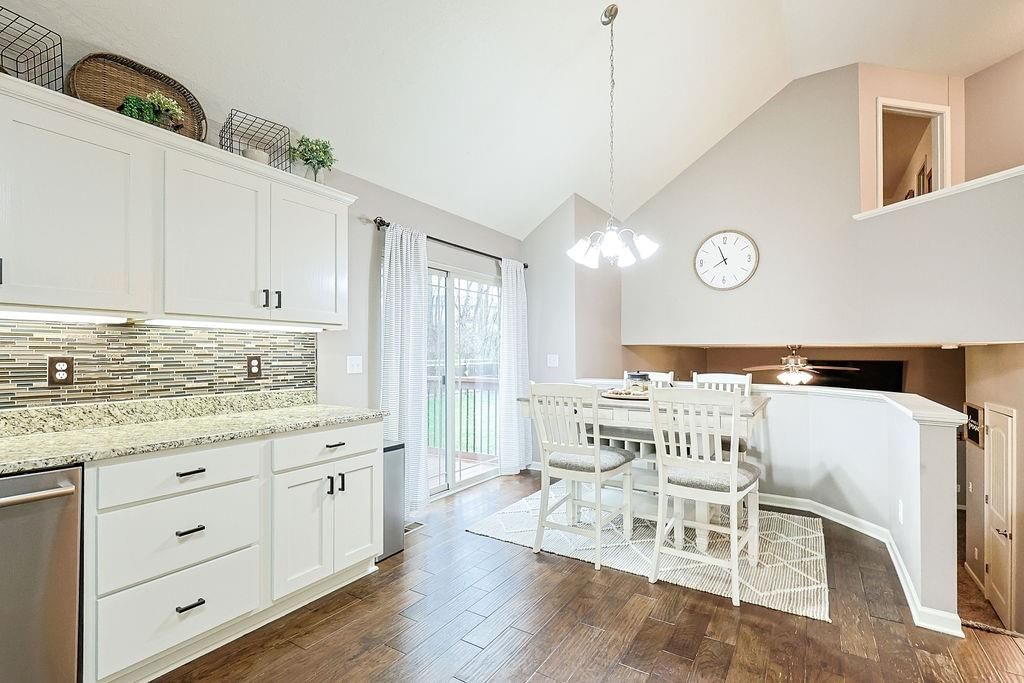 1203 S Arbor Street — photo 12