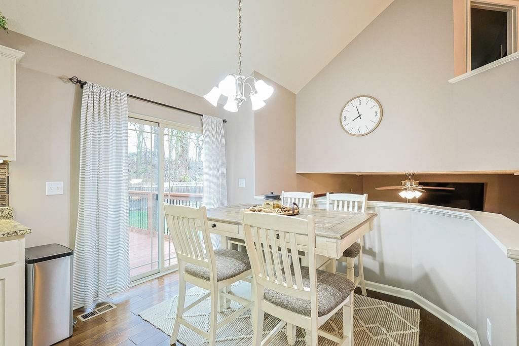 1203 S Arbor Street — photo 14