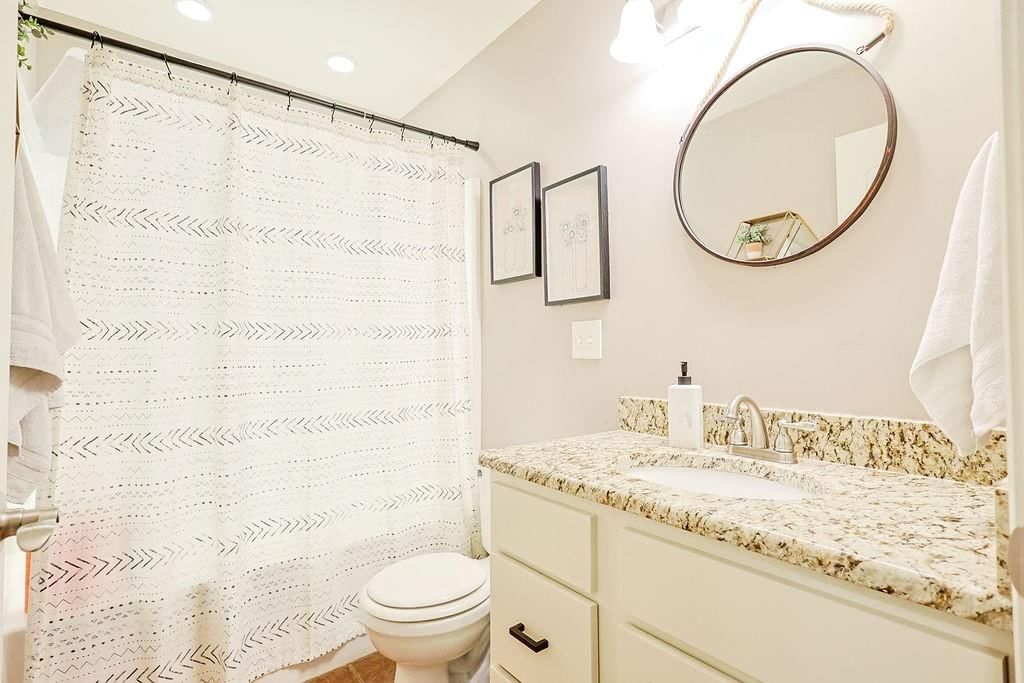 1203 S Arbor Street — photo 33