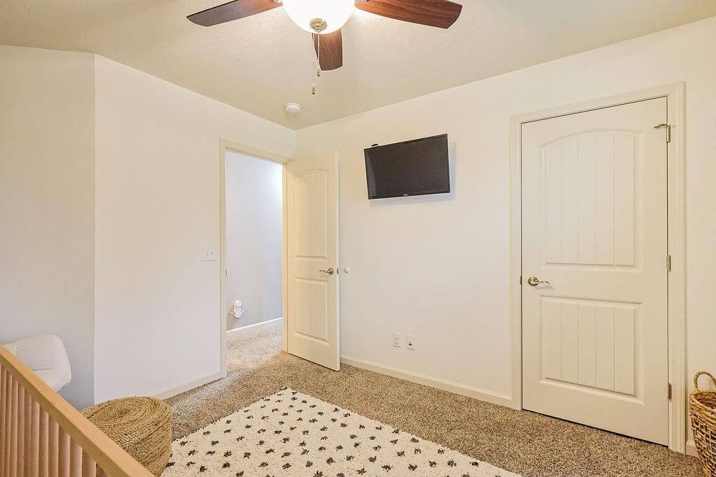 1203 S Arbor Street — photo 36