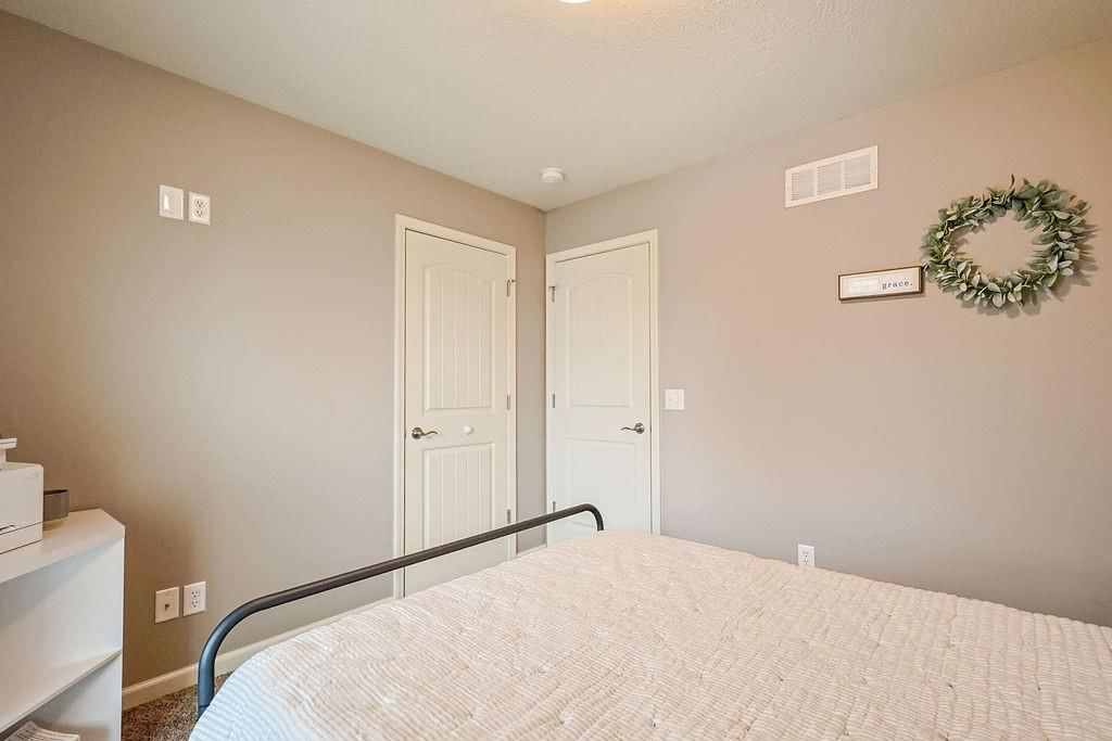 1203 S Arbor Street — photo 39