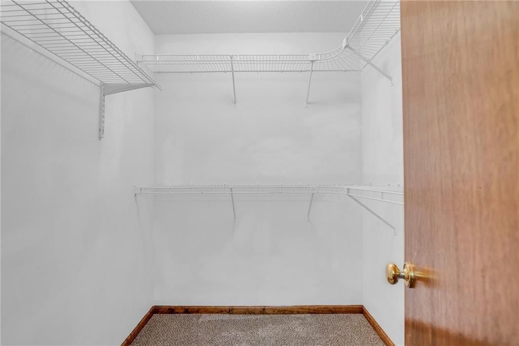 421 S Stone Creek Drive — photo 32