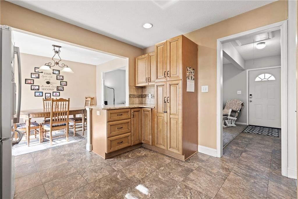 940 Dunwich Drive — photo 5
