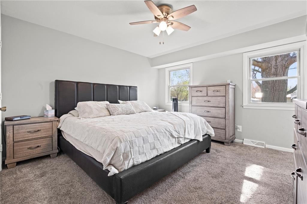 940 Dunwich Drive — photo 6
