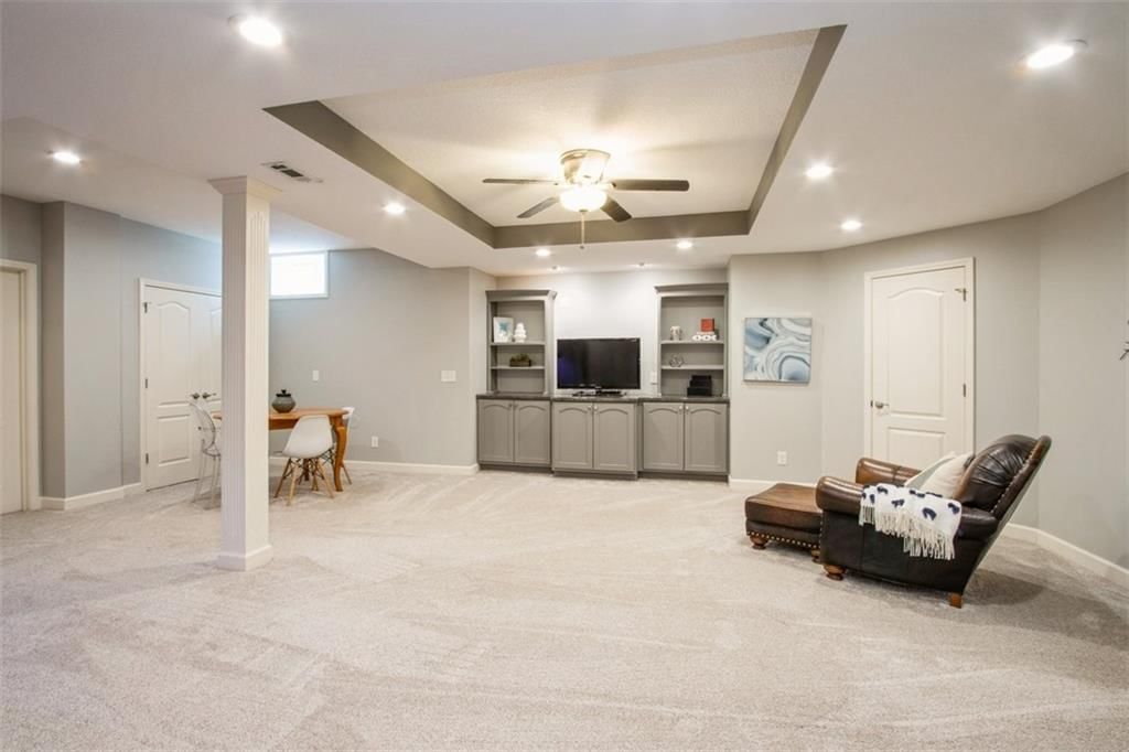 4809 W 140TH Terrace — photo 33