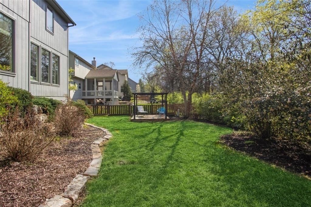 4809 W 140TH Terrace — photo 36