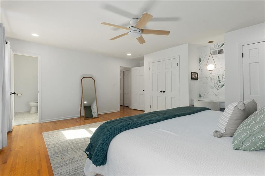 10909 Forest Avenue — photo 20