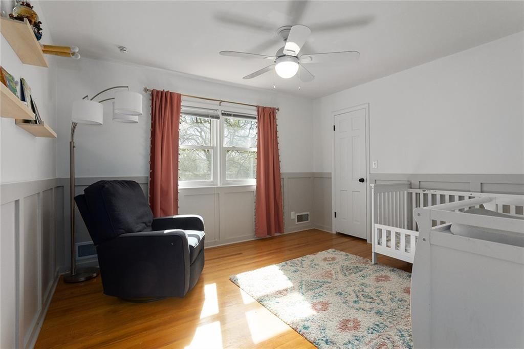 10909 Forest Avenue — photo 26