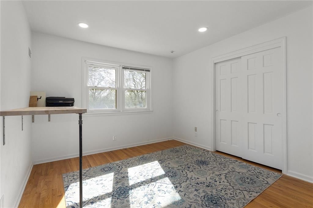 10909 Forest Avenue — photo 27