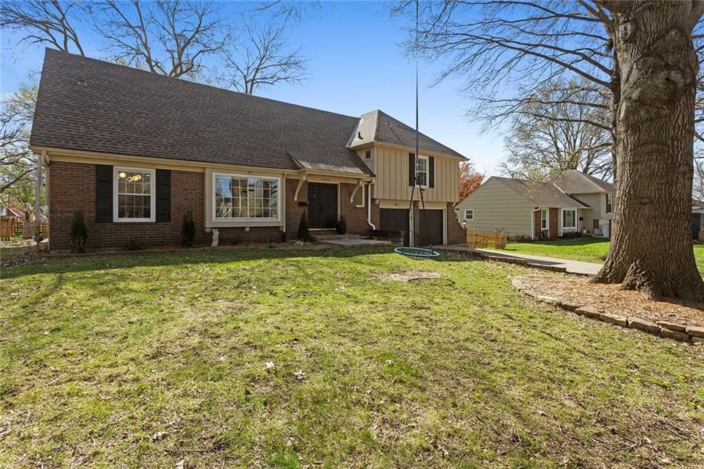 10909 Forest Avenue — photo 42