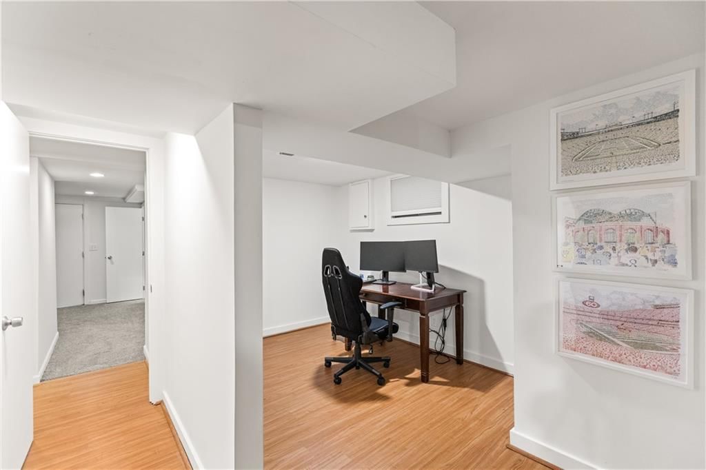4800 Mercier Street — photo 48