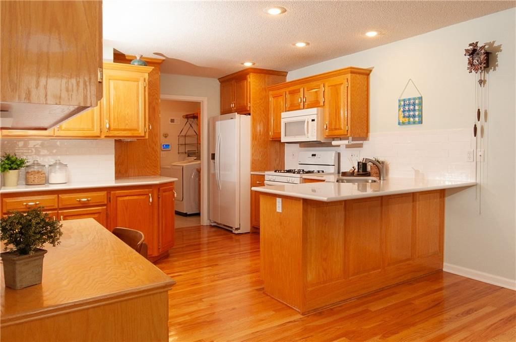 617 Meadowlark Drive — photo 15