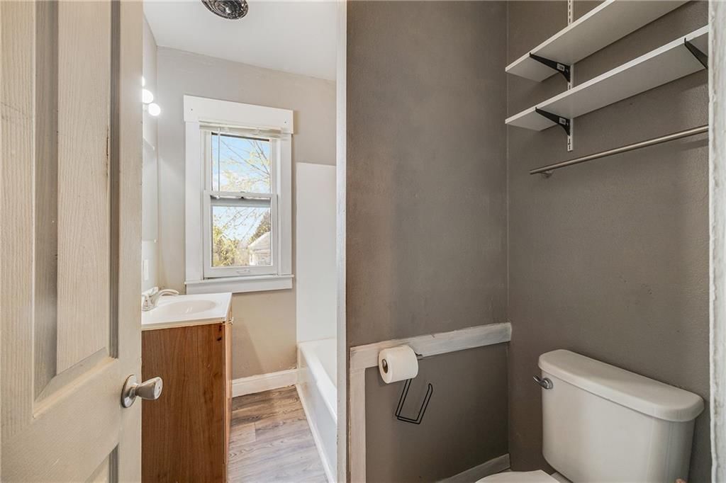 920-922 S 14th Street — photo 14