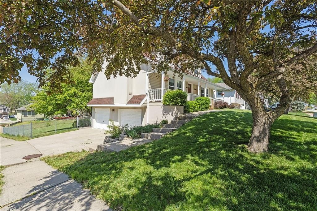 6900 T Gabbert Drive — photo 2