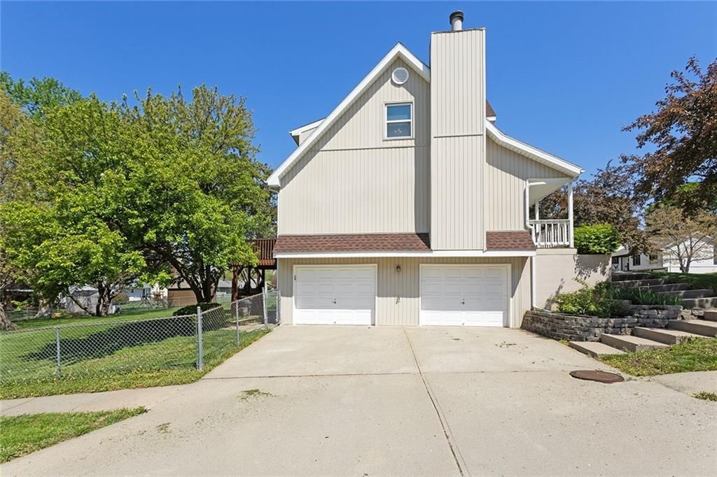 6900 T Gabbert Drive — photo 3