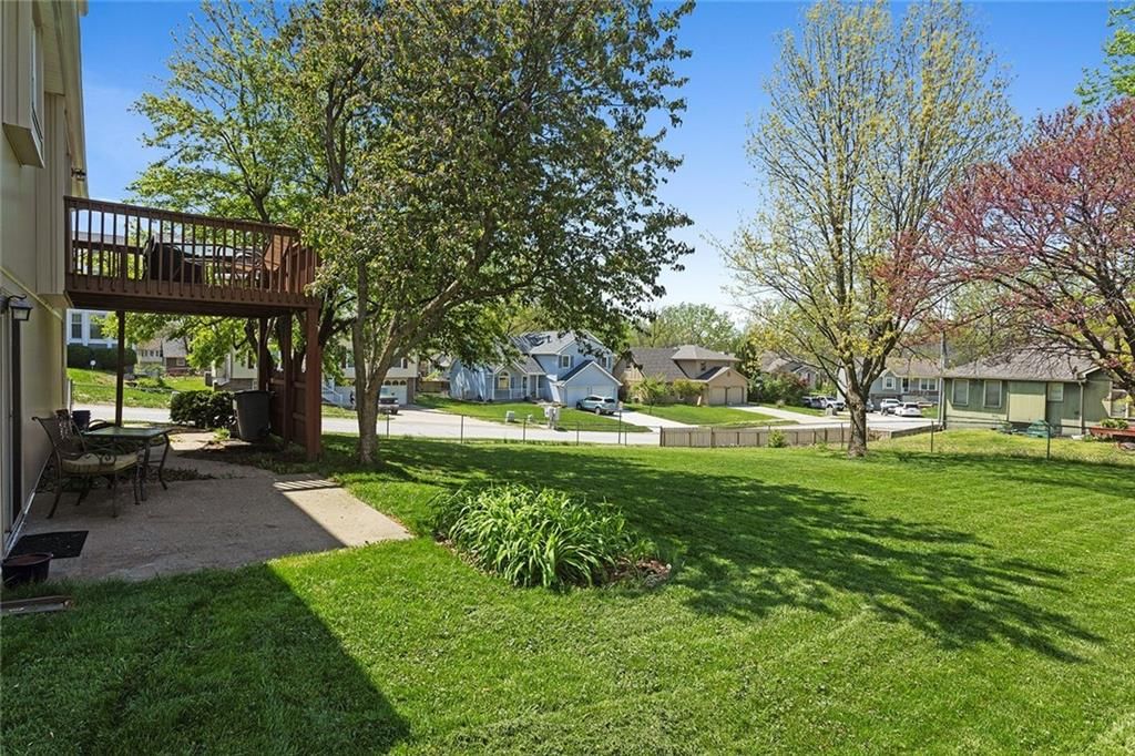 6900 T Gabbert Drive — photo 33