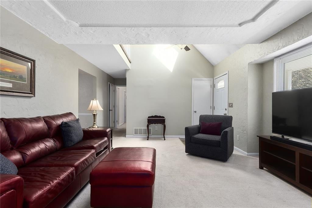6900 T Gabbert Drive — photo 8