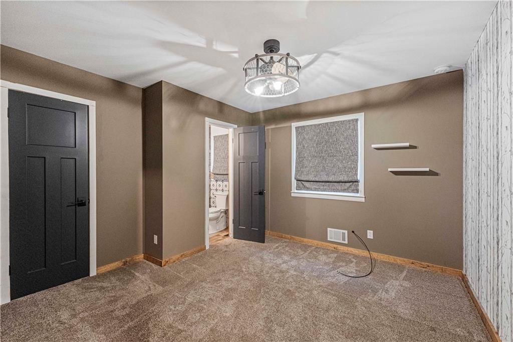 3805 S Adams Avenue — photo 16