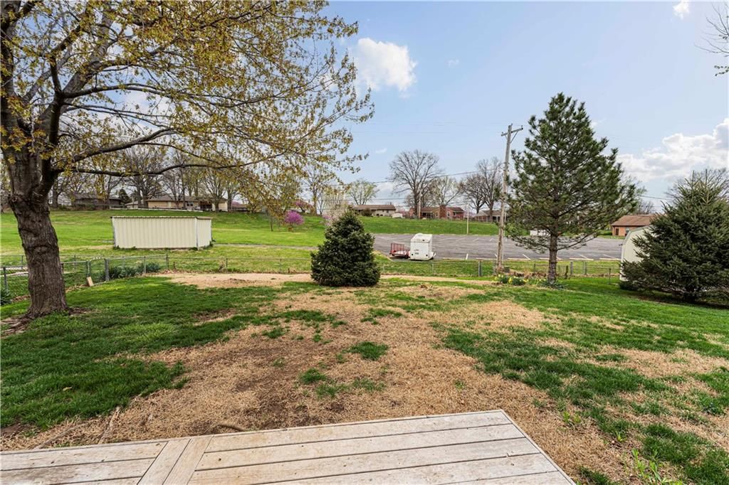 3805 S Adams Avenue — photo 23
