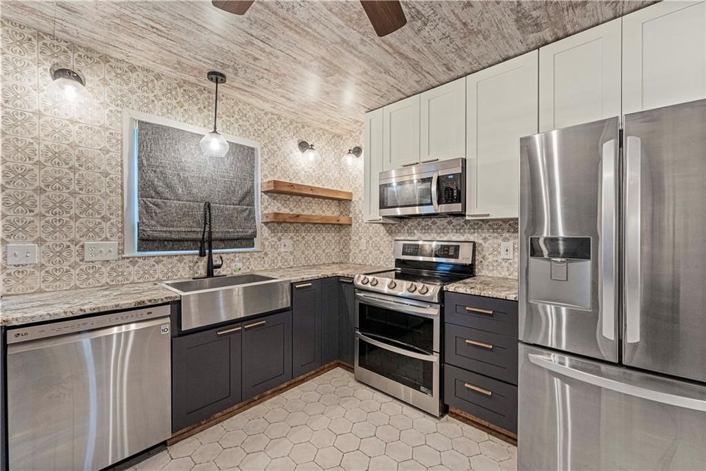3805 S Adams Avenue — photo 7