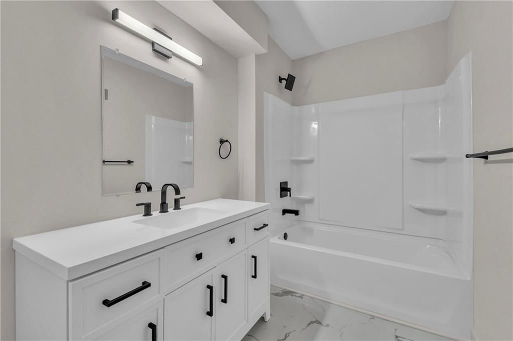 8176 NW TWIN OAKS Drive — photo 12
