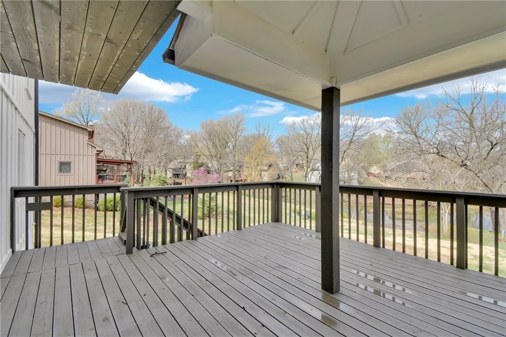 8176 NW TWIN OAKS Drive — photo 31