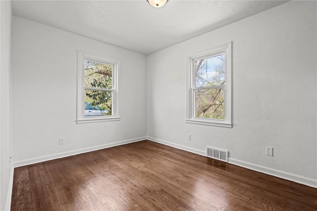 3801 Windsor Road — photo 16