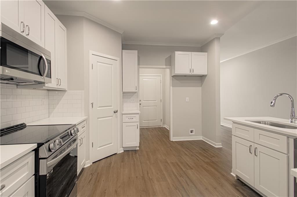 1085 N Findley Street — photo 12