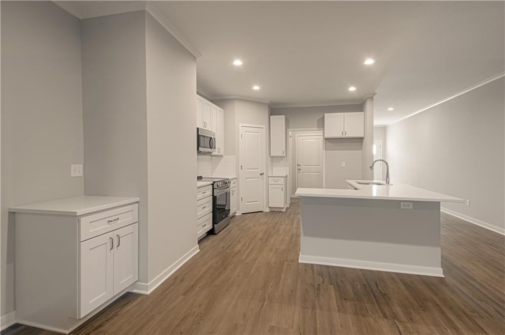 1085 N Findley Street — photo 10