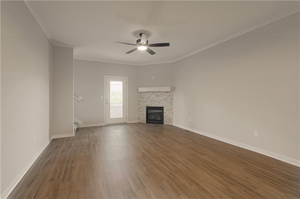 1087 N Findley Street — photo 14